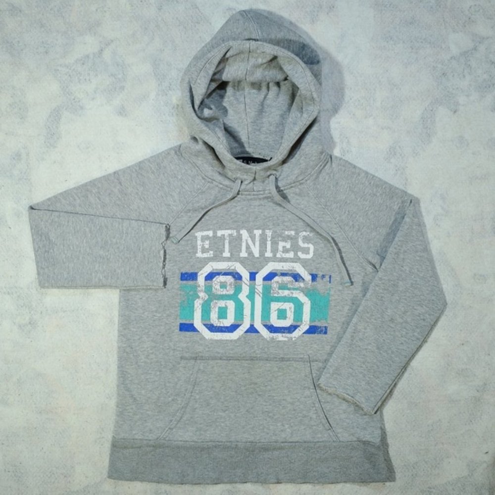 Etnies Gray Hoodie Sweatshirt
